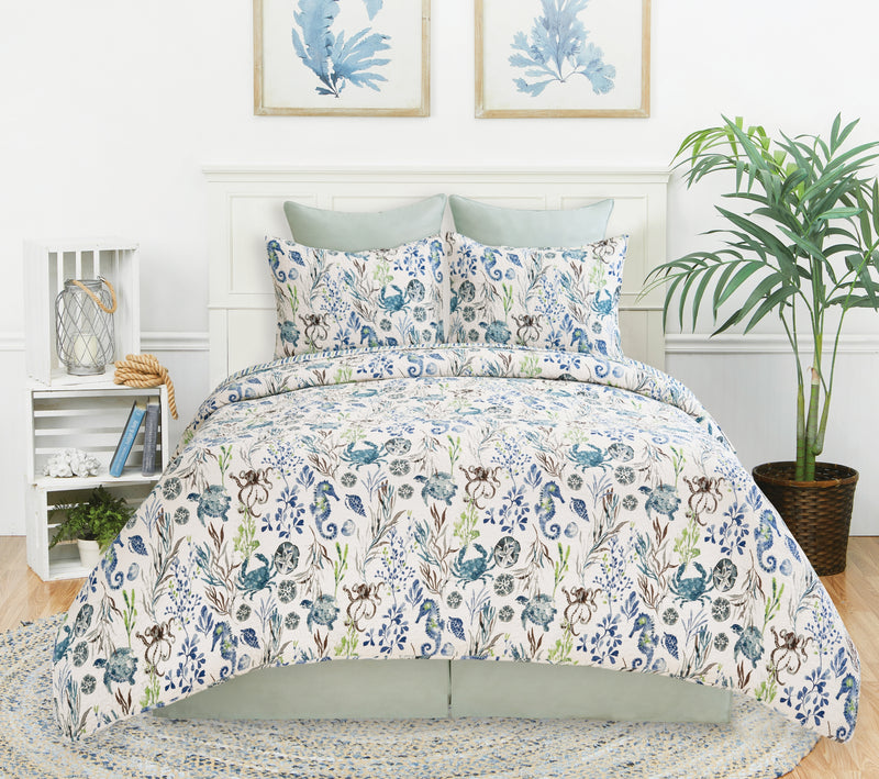 Crescent Bay Quilt Set