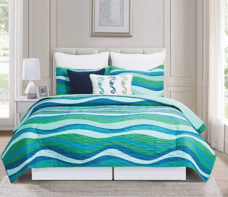 Green Waves Quilt Set