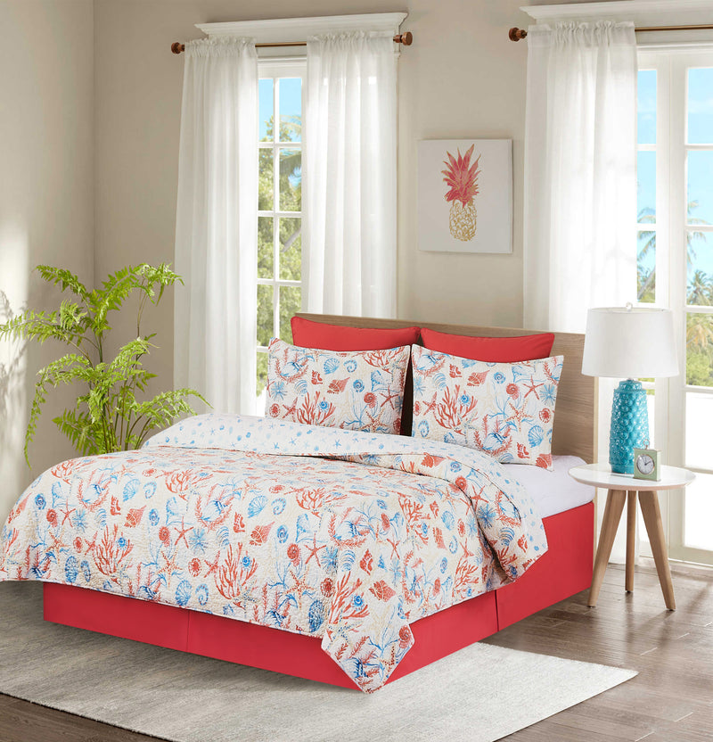 Red Sand Shores Quilt Set