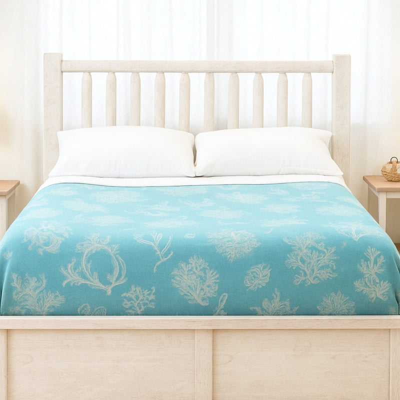 Shoreline Spindle Platform Bed