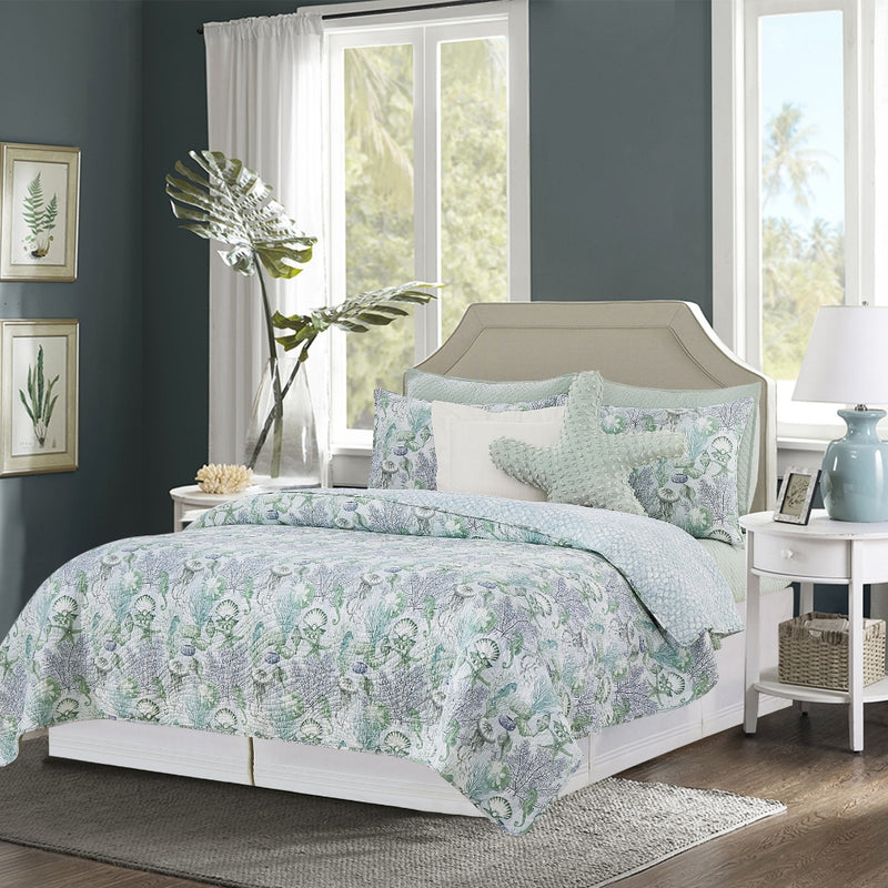 The Cove Quilt Set